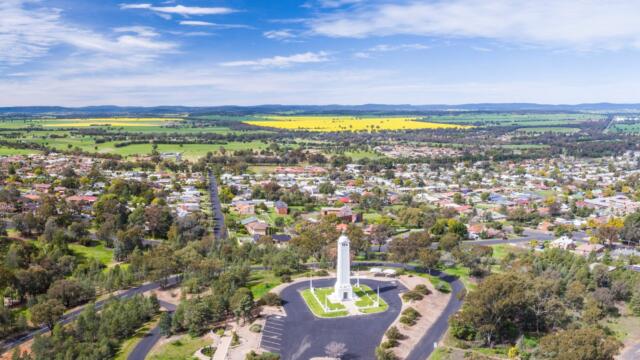 Streetscapes, Parkes