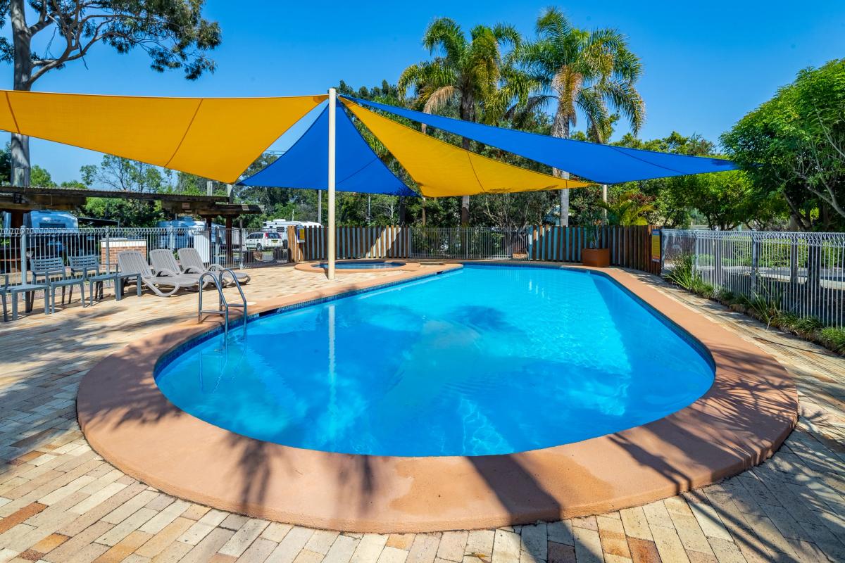 Ingenia Holidays Sydney Hills Logo