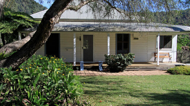 flame-cottage