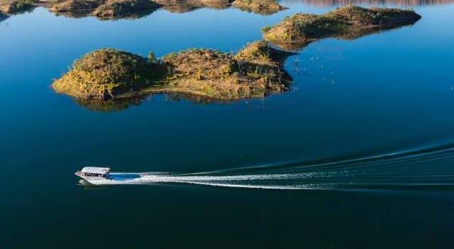 Lake Argyle Cruises